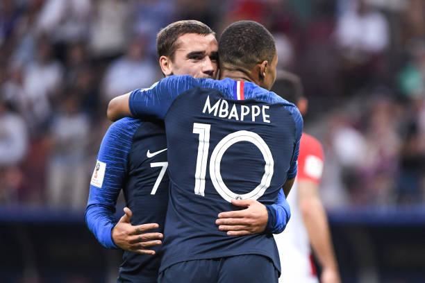 梅开二度彰 梅开二度彰